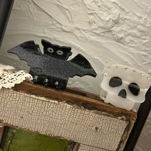 New without Tags: Lot of Two Piper K Halloween Hair Clips